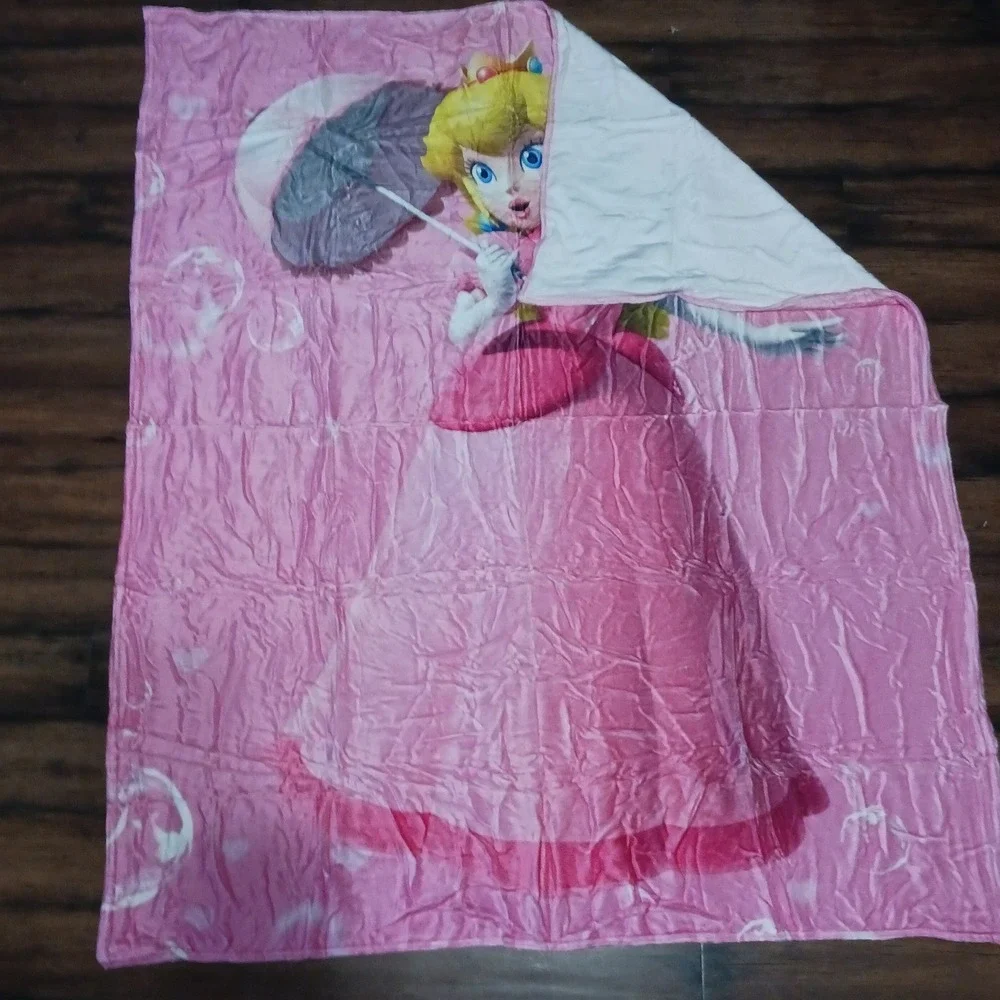 Nintendo Super Mario Princess Peach Pink Fleece Throw Blanket 60x50